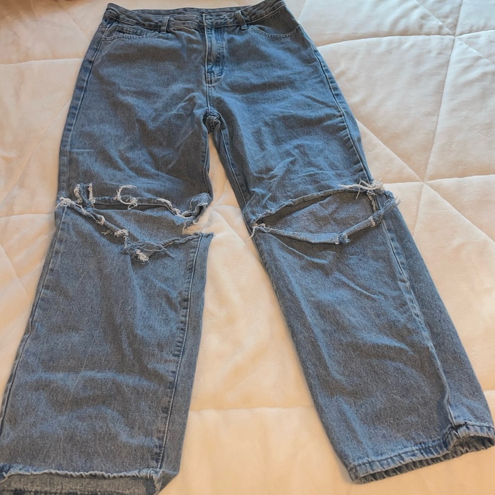 Size:  Medium W 4-6

Color: Blue

Condition: Good. Wore Many times